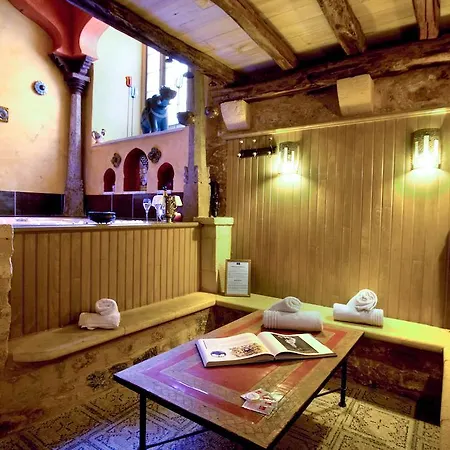 La Maison Des Poetes & Spa Sarlat-la-Caneda