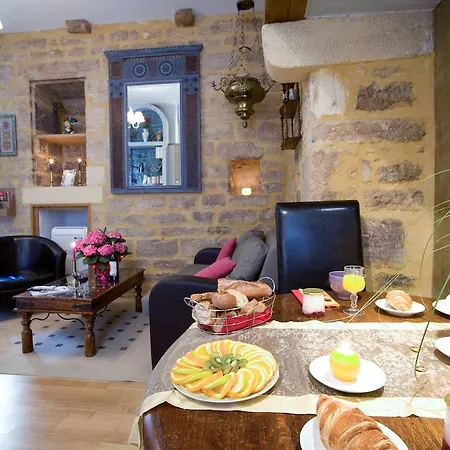 La Maison Des Poetes & Spa 사흘라 라 카네다